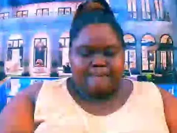 Free Live Porn with ebonyhotbuns4u2luv - Chaturbate