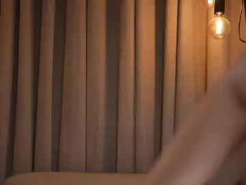 Live Porn with emyii - Chaturbate