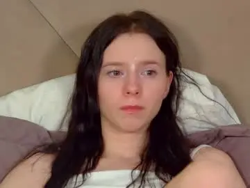 Live Sex Cam with arinakubrick - Chaturbate