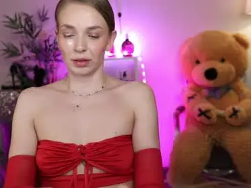 Live Sex Cam with qwennx - Chaturbate