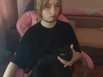 Free Live Porn with olivia_grr - Chaturbate