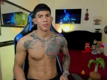 Adult Webcams with damian_latinxxx - Chaturbate