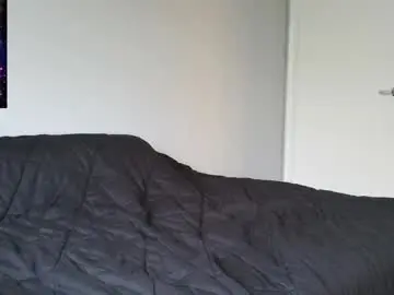 Live Sex Cam with itseve982 - Chaturbate