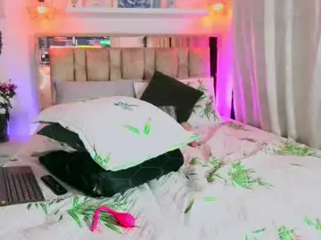 Free Porn Cam with yellow_lily - Chaturbate