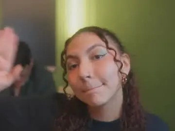 Live Sex Cam with mia_belmont - Chaturbate