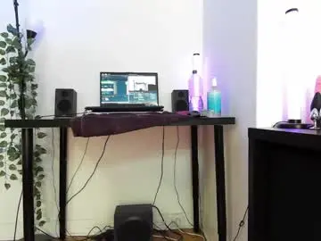 Live Sex with peachyym - Chaturbate