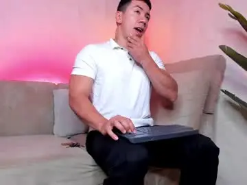 Live Porn with bastian_franco01 - Chaturbate