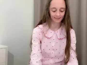 Sex Cam with shy_schoolgirl_ - Chaturbate