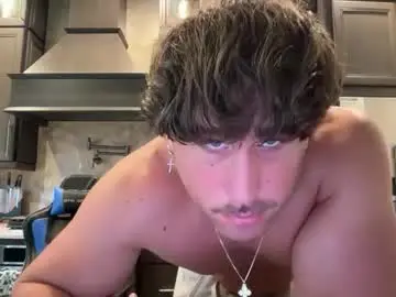 Live Porn with hungkingg22 - Chaturbate