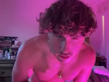 Free Porn Cam with hungkingg22 - Chaturbate