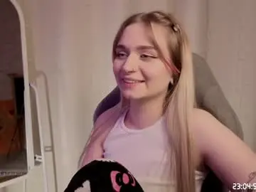 Live Porn with lucysbrain - Chaturbate