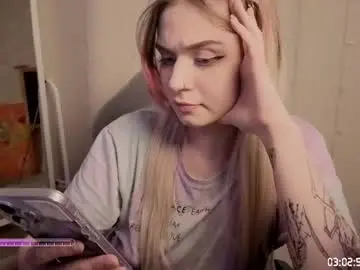 Live Sex Cam with lucysbrain - Chaturbate