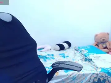 Nude Webcam with angie_dreamgirl - Chaturbate