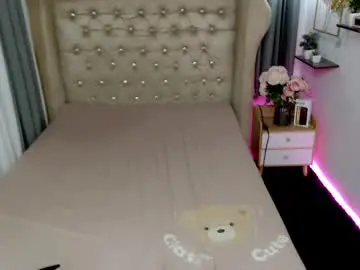 Private Sex Chat with ariahooper - Chaturbate