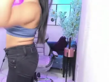 Live Porn with tiara_r - Chaturbate