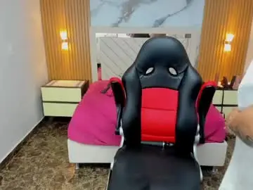 Adult Webcam with karolandluna - Chaturbate