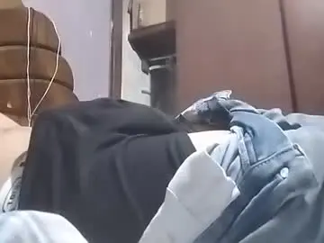 Live Sex with vujadetr - Chaturbate