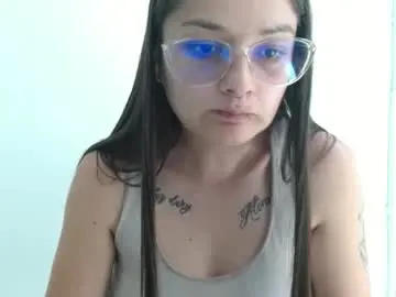 Free Porn Cam with lilcoralinne_0 - Chaturbate