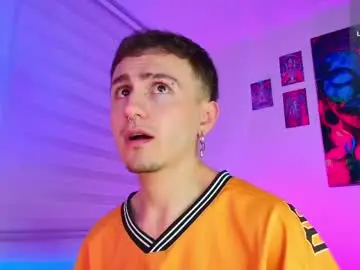 Live Sex Cam with dimitri_bilak_ - Chaturbate