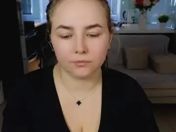 Live Sex Cam with mira_mermayd - Chaturbate