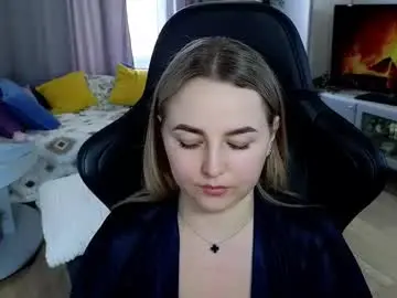 Live Porn with mira_mermayd - Chaturbate