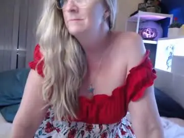 Adult Webcams with total_aussie_milfs - Chaturbate