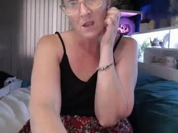 Adult Webcam with total_aussie_milfs - Chaturbate