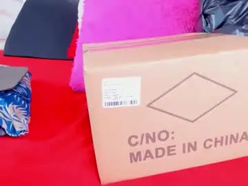 Live Porn with sophie_newton - Chaturbate