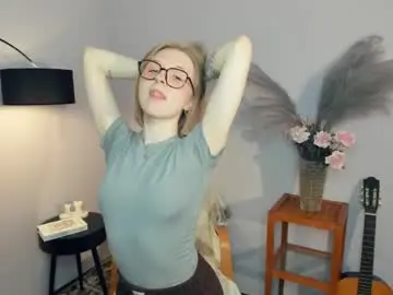 Live Sex Cam with alaineborg - Chaturbate