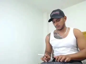 Live Sex with chris_dick2 - Chaturbate
