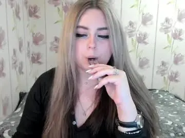 Live Porn with agatasweeti - Chaturbate