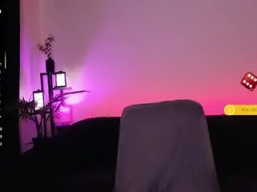 Live Sex with jonesalesya - Chaturbate