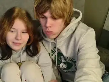 Nude Webcam with bonnie_and_c1yde - Chaturbate