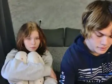 Watch Live Sex Cams with bonnie_and_c1yde - Chaturbate