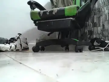 Nude Webcam with srfindomfeet_ - Chaturbate