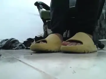 Adult Webcam with srfindomfeet_ - Chaturbate