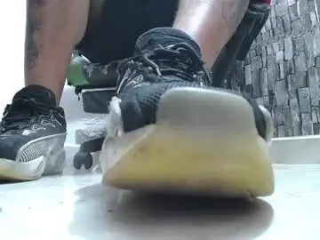 Live Sex with srfindomfeet_ - Chaturbate