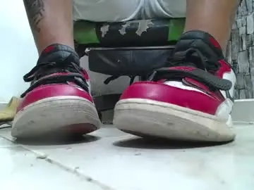 Free Porn Cam with srfindomfeet_ - Chaturbate