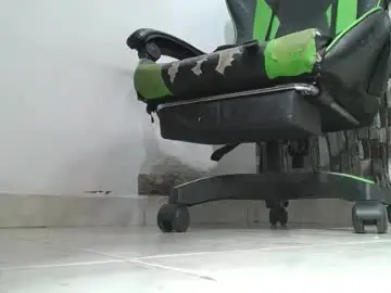 Adult Webcam with srfindomfeet_ - Chaturbate
