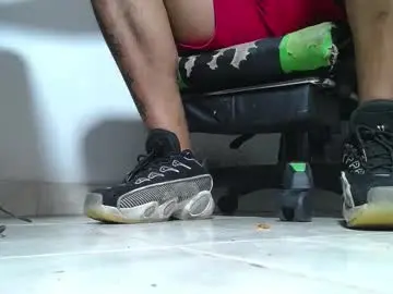 Free Porn Cam with srfindomfeet_ - Chaturbate