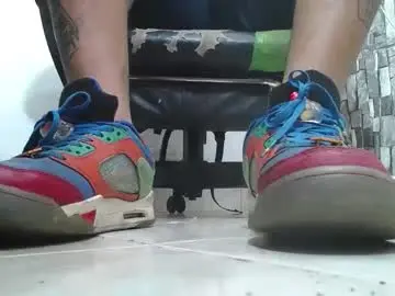 Adult Webcam with srfindomfeet_ - Chaturbate