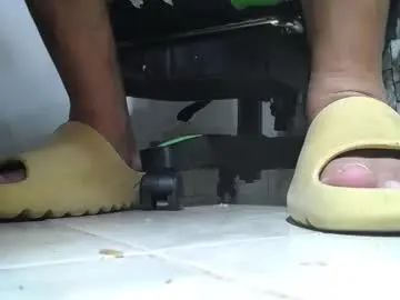 Nude Webcam with srfindomfeet_ - Chaturbate