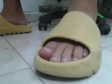Adult Webcams with srfindomfeet_ - Chaturbate