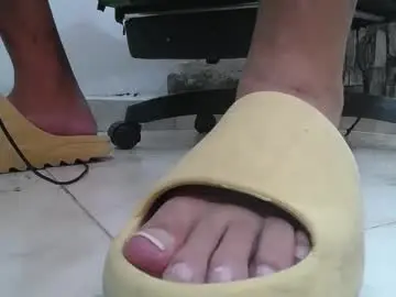 Free Porn Cam with srfindomfeet_ - Chaturbate