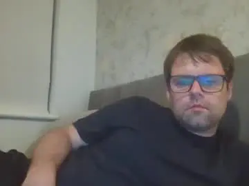 Live Porn with glrev61 - Chaturbate