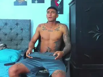 Nude Webcam with oliver_smith_2 - Chaturbate