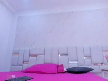 Watch Live Sex Cams with sara_sm1th_ - Chaturbate