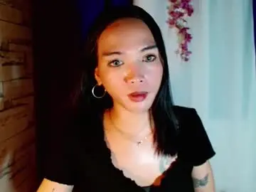 Live Sex Cam with marishkafoxx - Chaturbate