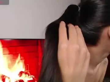 Live Sex Cam with alessia_santorinni - Chaturbate