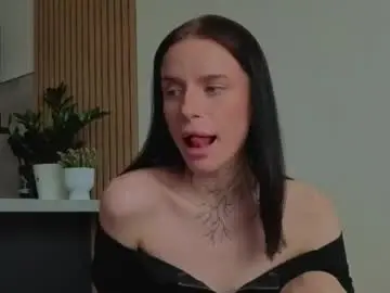Live Sex Cam with ceserisisi - Chaturbate